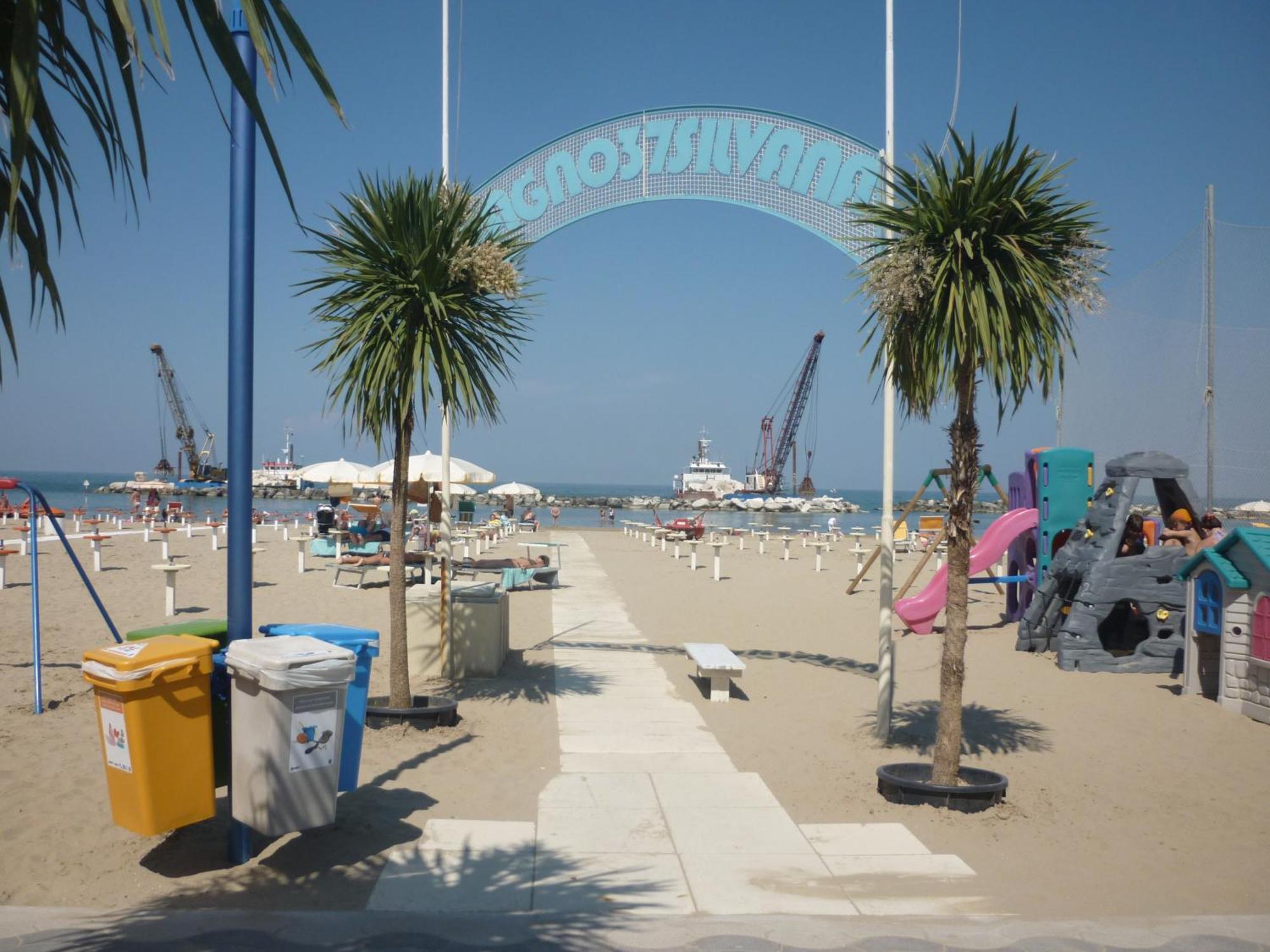 Hotel Bridge Bellaria-Igea Marina Dış mekan fotoğraf