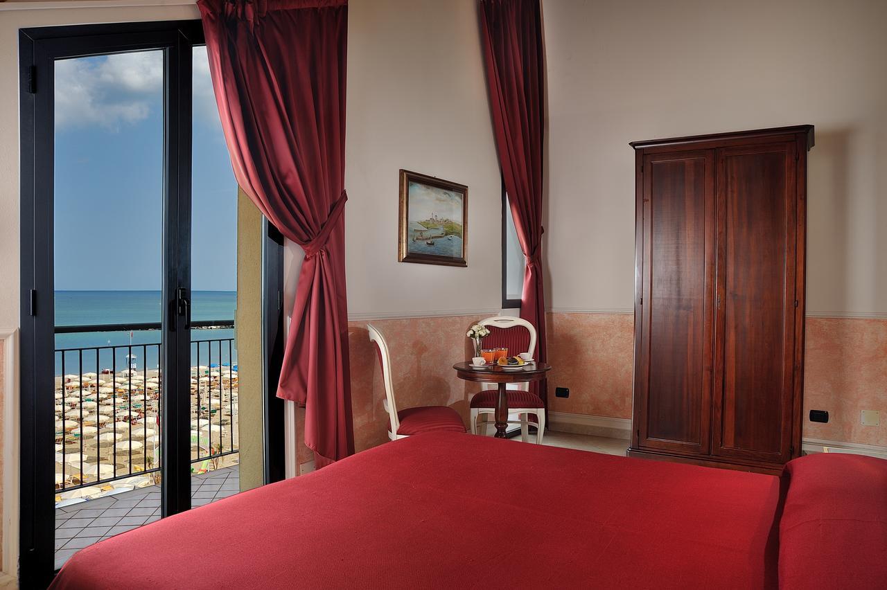 Hotel Bridge Bellaria-Igea Marina Dış mekan fotoğraf