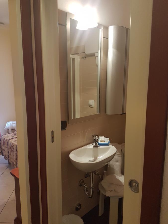 Hotel Bridge Bellaria-Igea Marina Dış mekan fotoğraf