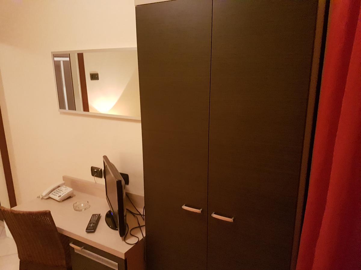 Hotel Bridge Bellaria-Igea Marina Dış mekan fotoğraf